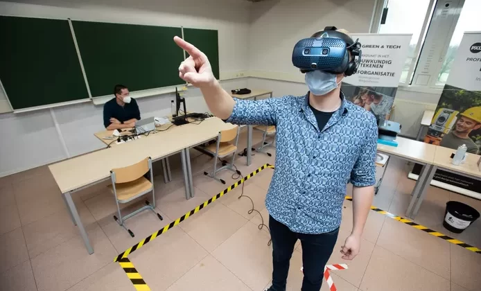 Studenten ‘bouw’ leggen examen af op virtuele werf